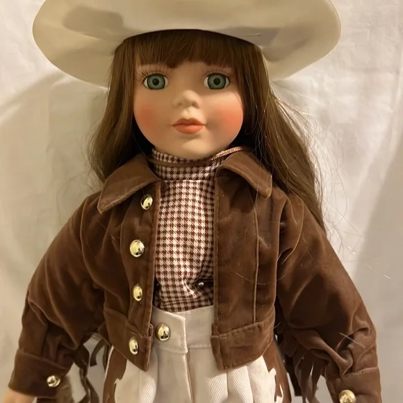 Vintage Cowgirl Porcelain Doll - Picture 3 of 7